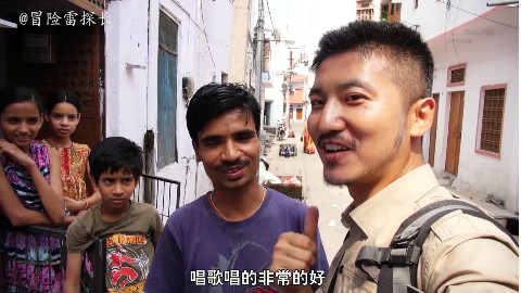印度一个普通家庭3个美女,还有一个小女儿也是美人胚子